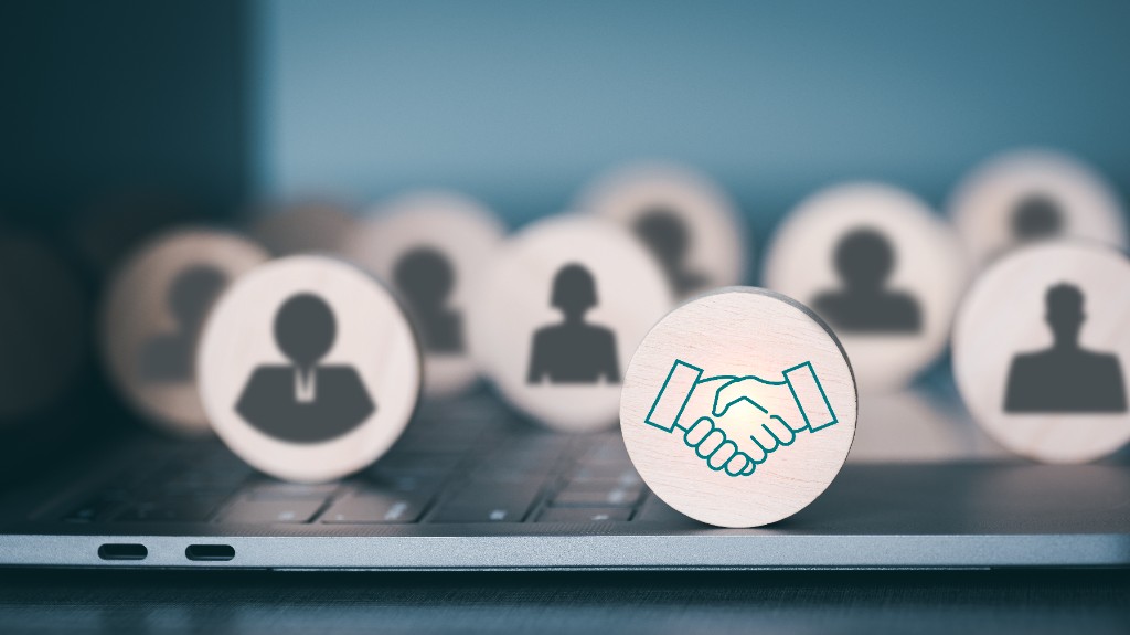 Привлечение клиентов в партнёрскую программу Dalistra